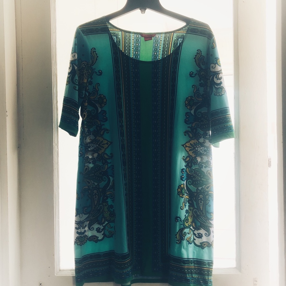 Sunny Leigh trendy long top with quarter sleeves